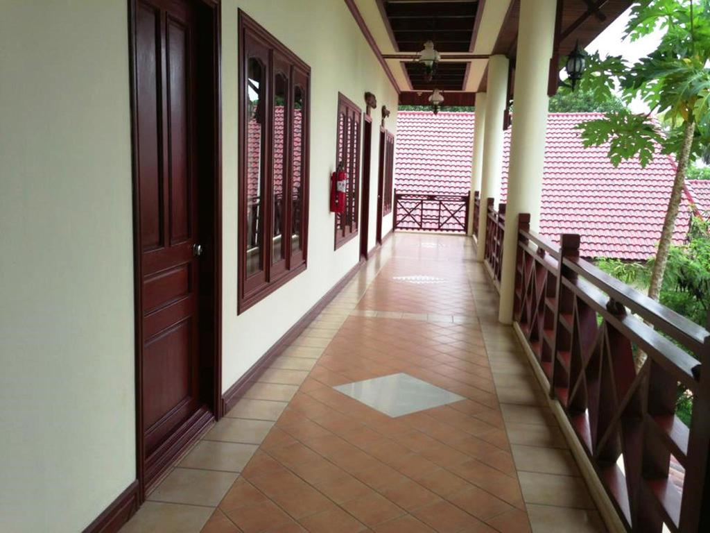 塞内斯欧酒店 Muang Không 外观 照片