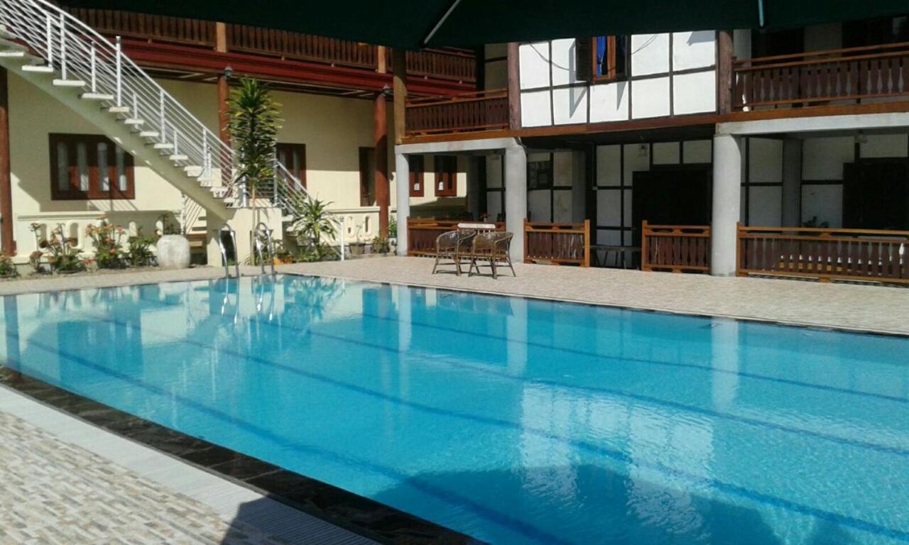 塞内斯欧酒店 Muang Không 外观 照片